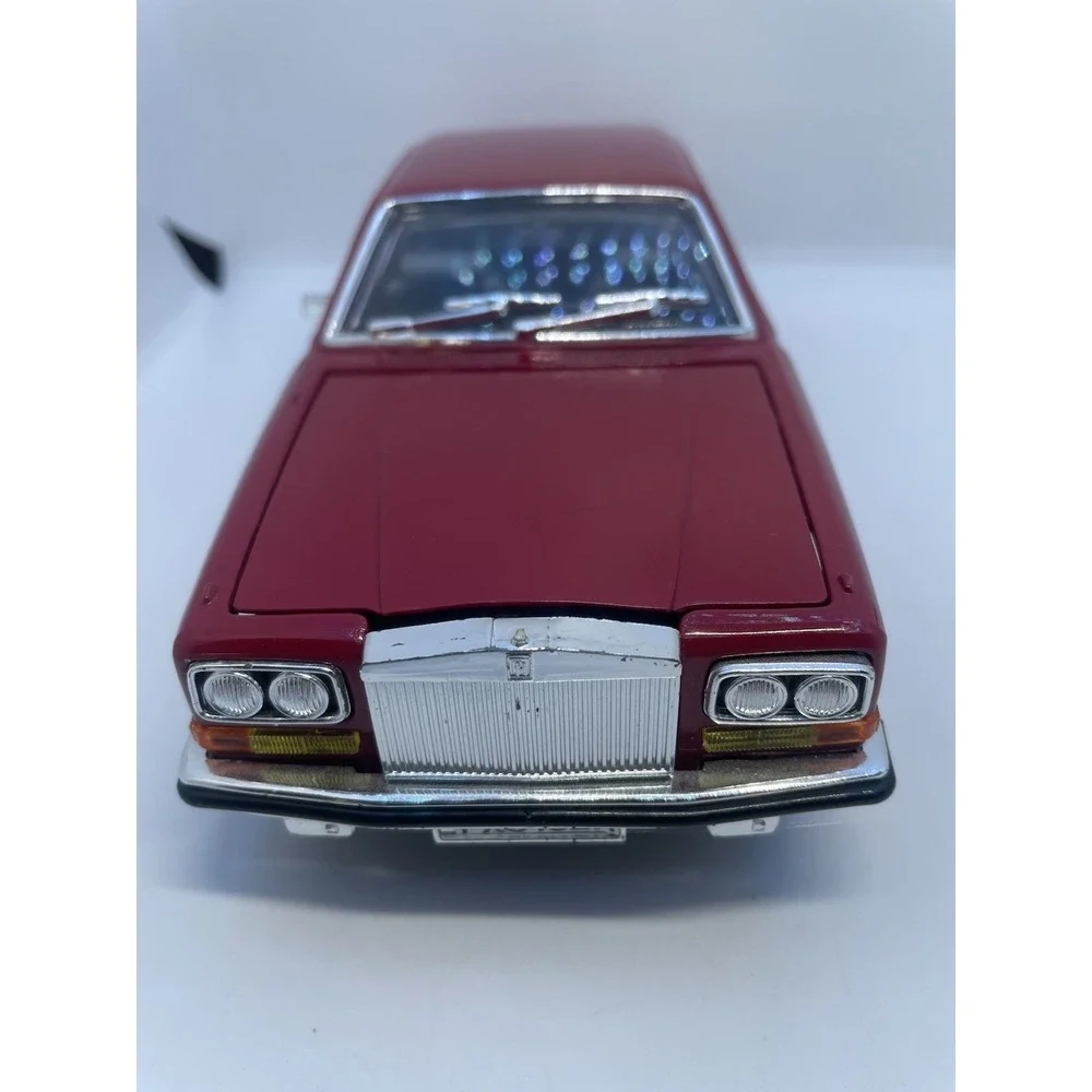 Burago Sb 1/22‎ - Rolls Royce Camargue Red Die cast Model Car
